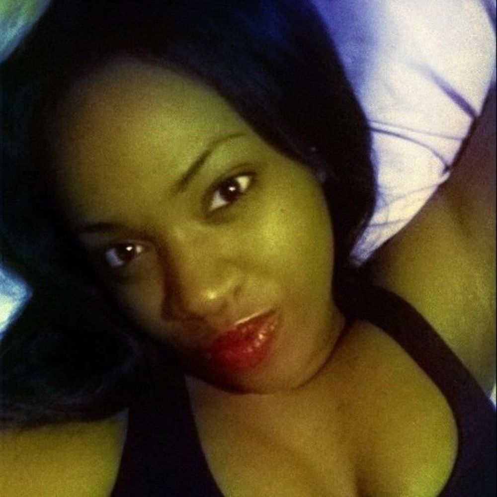 Meet your Posher, Ebony