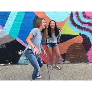 Meet your Posher, Hailey