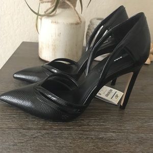 NWT Zara black 3 inch heels
