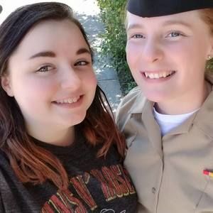 Meet your Posher, Samantha