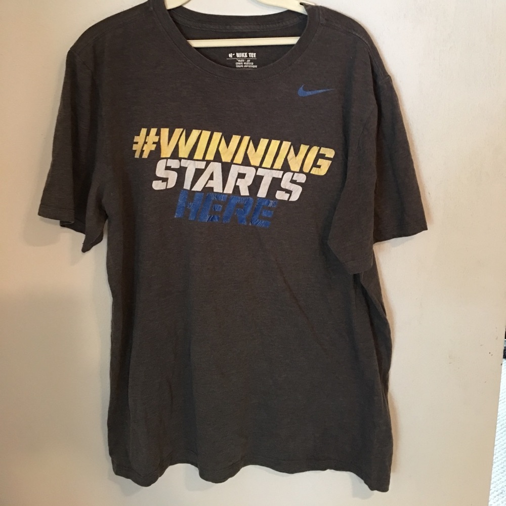 Nike tee