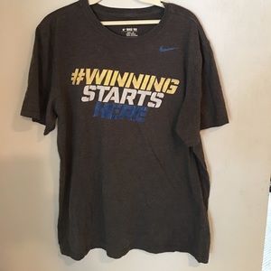 Nike tee