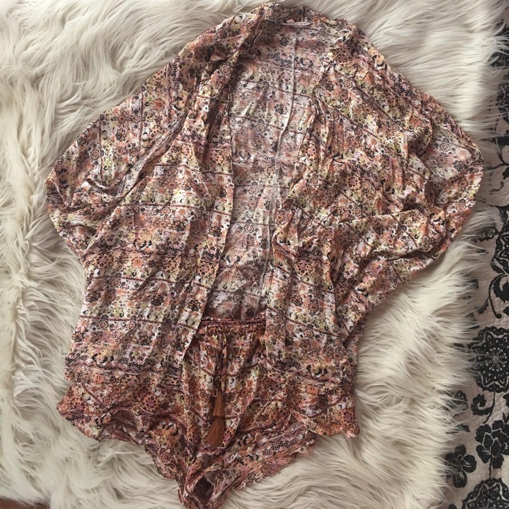 VS matching PJs set. Camisole & tie shorts