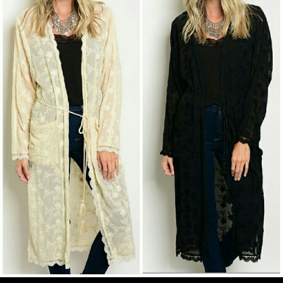 EMBROIDERED DUSTERS WITH LACE TRIM - Picture 1 of 2