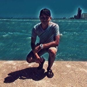 Meet your Posher, Esteban