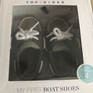 Infant Sherry shoes size 4