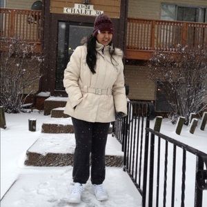 Meet your Posher, Usha