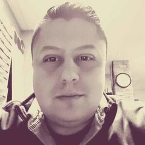 Meet your Posher, Ernesto
