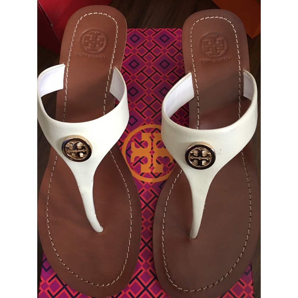 Sold out Tory Burch Cameron wedge size 8