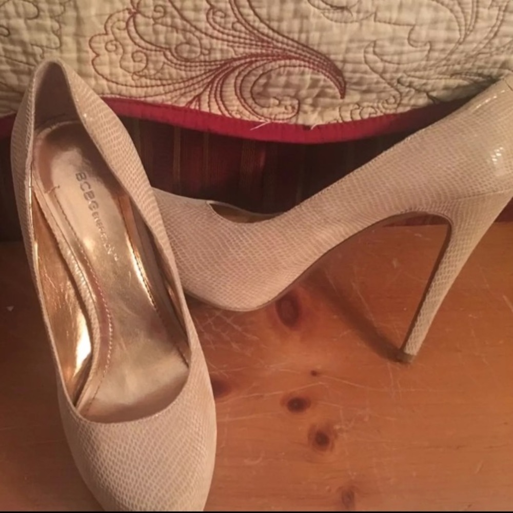 BCBG heels