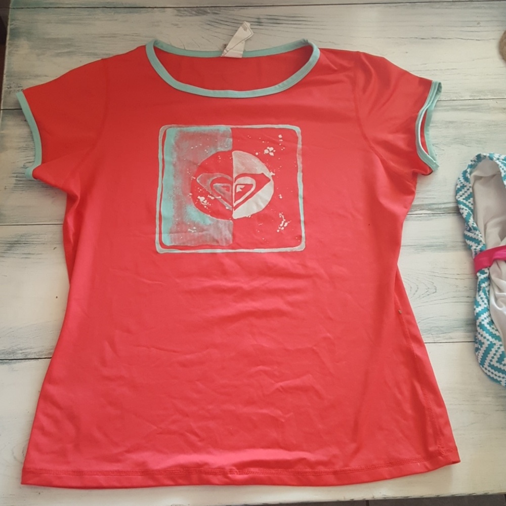 Women's Roxy swim top