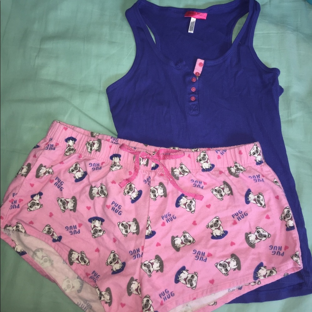 Pug themed pajama set!