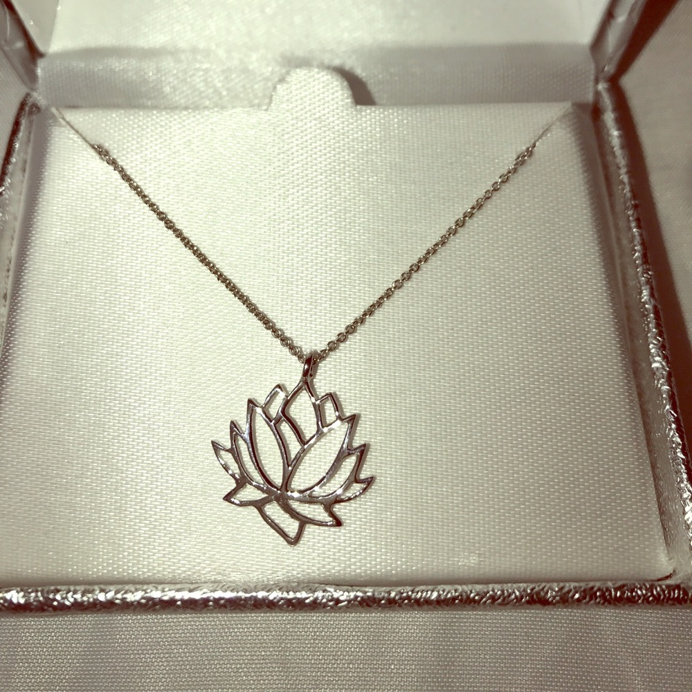 925 Sterling Silver Rebirth Lotus Flower Necklace