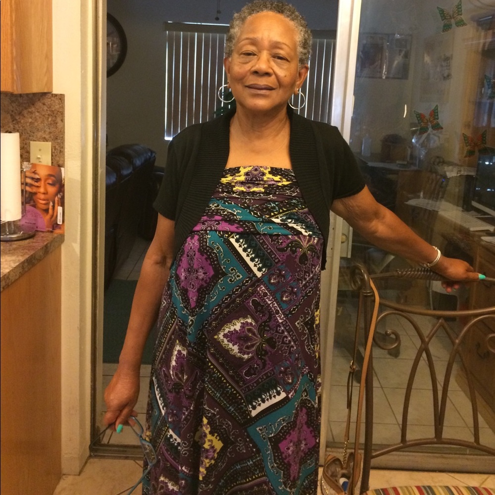 Meet your Posher, Juniustine