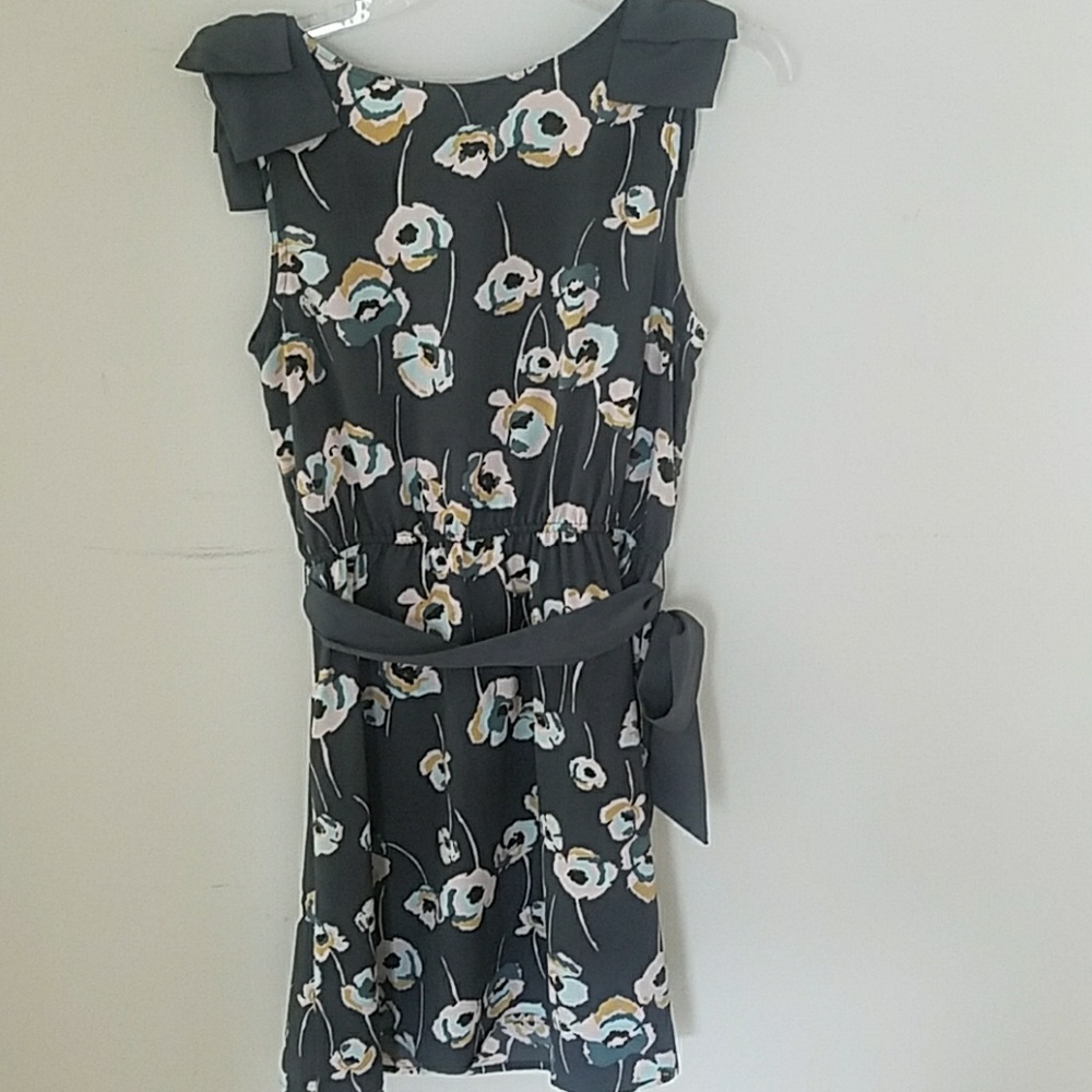 Dress - Picture 3 of 4
