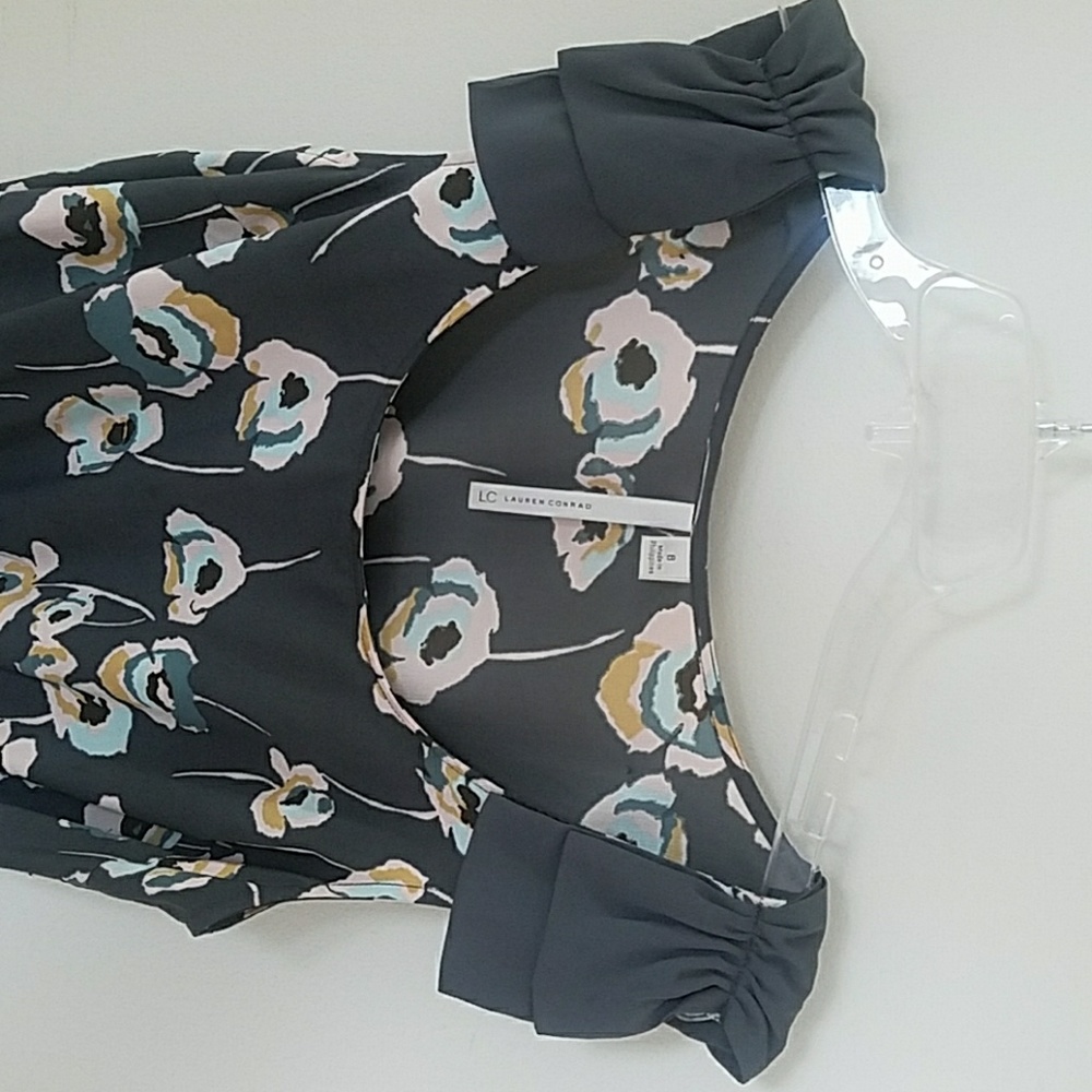 Dress - Picture 4 of 4