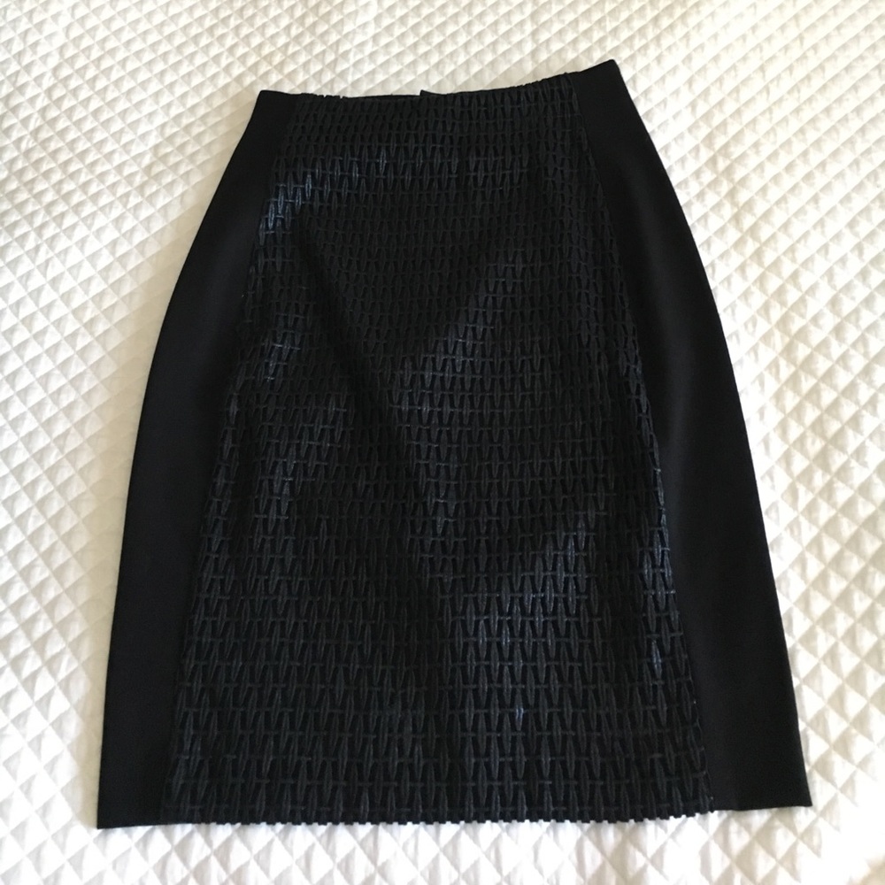 High waisted BR black skirt