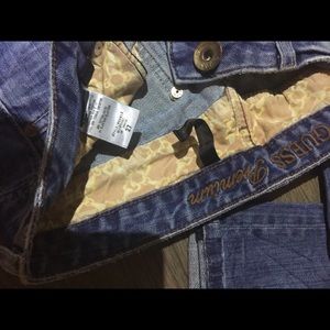 Premium Straight Leg Guess Jeans