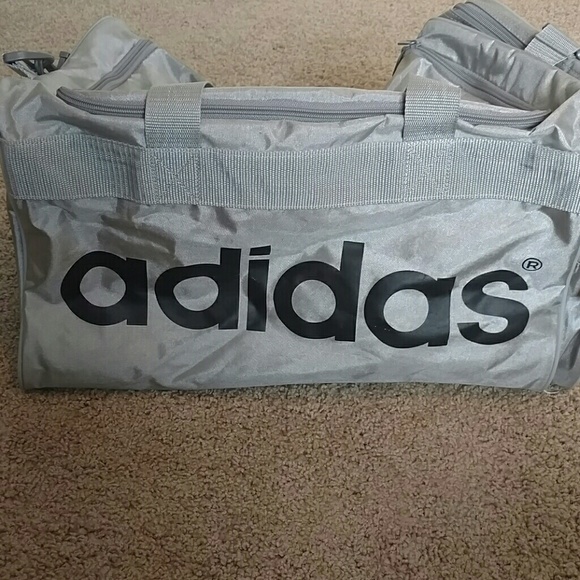 adidas Other - Adidas duffle bag