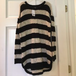 NWT Forever 21 oversized sweater