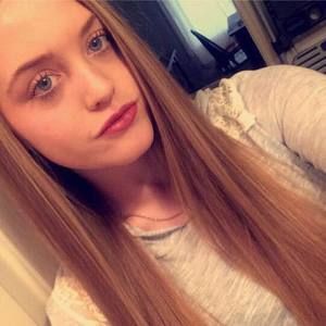 Meet your Posher, Alexandra