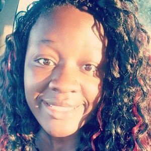 Meet your Posher, Whitney