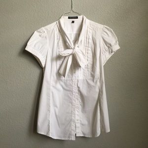 Express Design Studio White ButtonUp Blouse