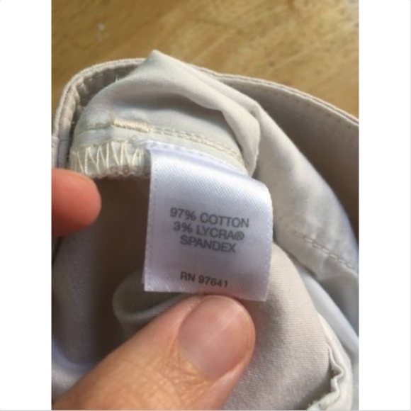 J JILL Live-in Chino Beige Bermuda Shorts Size 2 - Picture 4 of 7