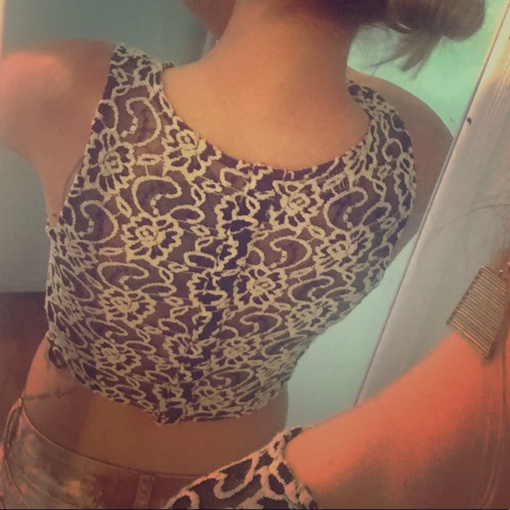 Crop top with mesh back