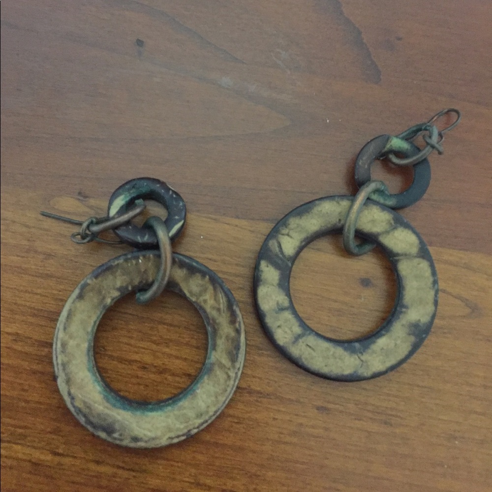 Cute earrings - Picture 2 of 2