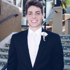 Meet your Posher, Justin