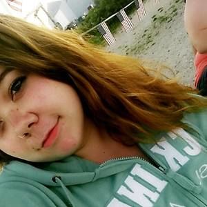 Meet your Posher, Felisha