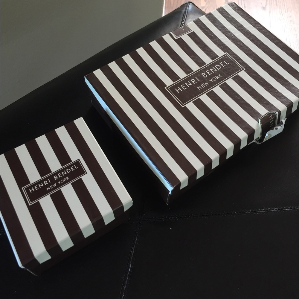 Henri Bendel boxes