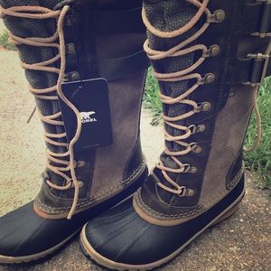 Sorel Conquest Carly II, Peatmoss, Size 6.5