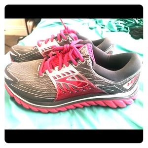 Brooks running shoes hiking shoes