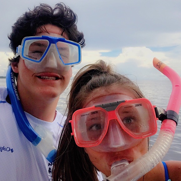 Meet your Posher, Mackenzi - Picture 1 of 1