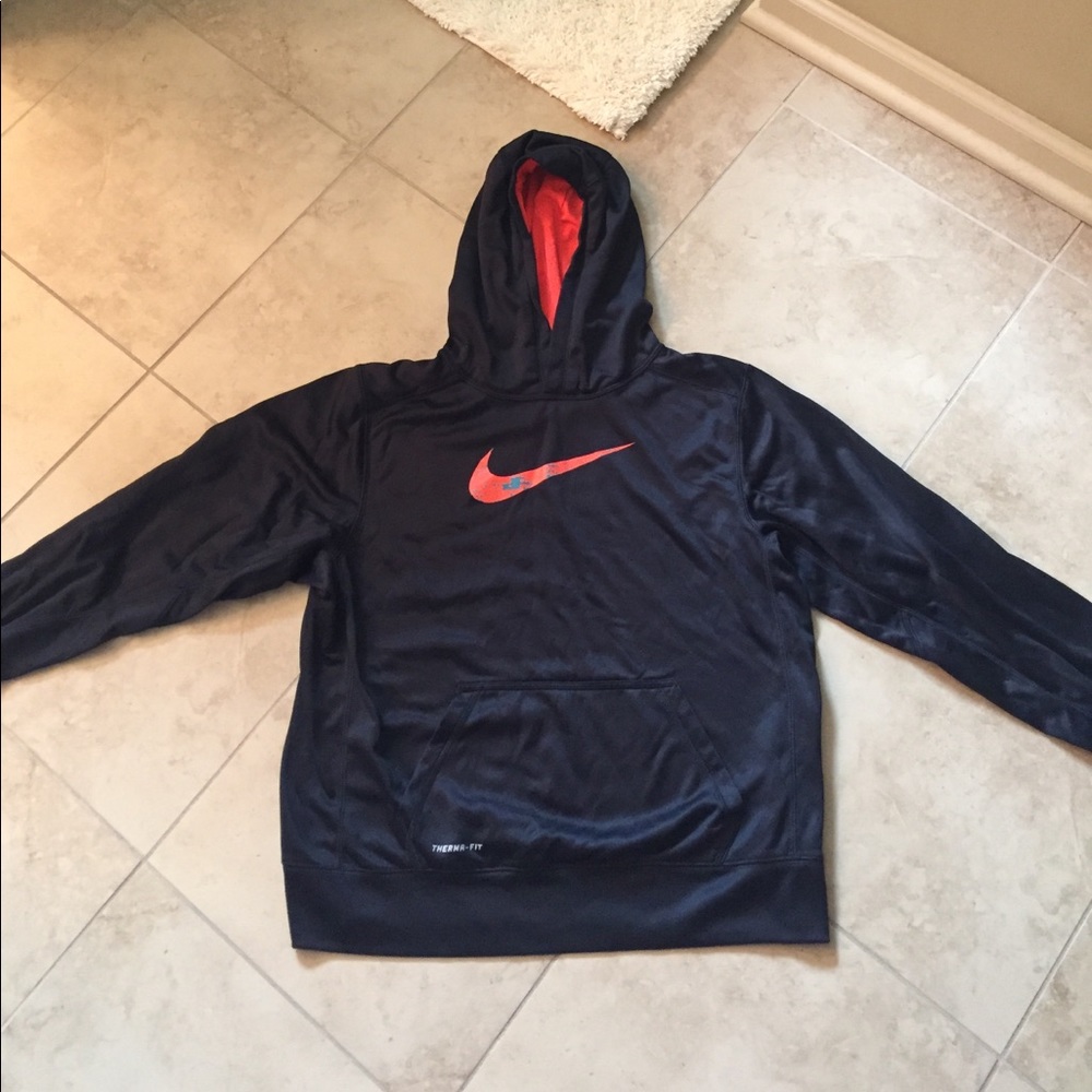 Boys Nike Therma-Fit Sweatshirt