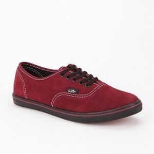 Vans-Authentic Lo Pro (suede) - Unisex M 6.5 & W 8