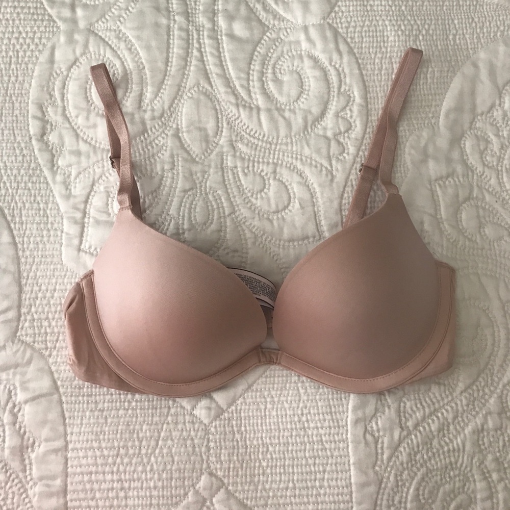 Victoria's Secret Ice Angel Bra