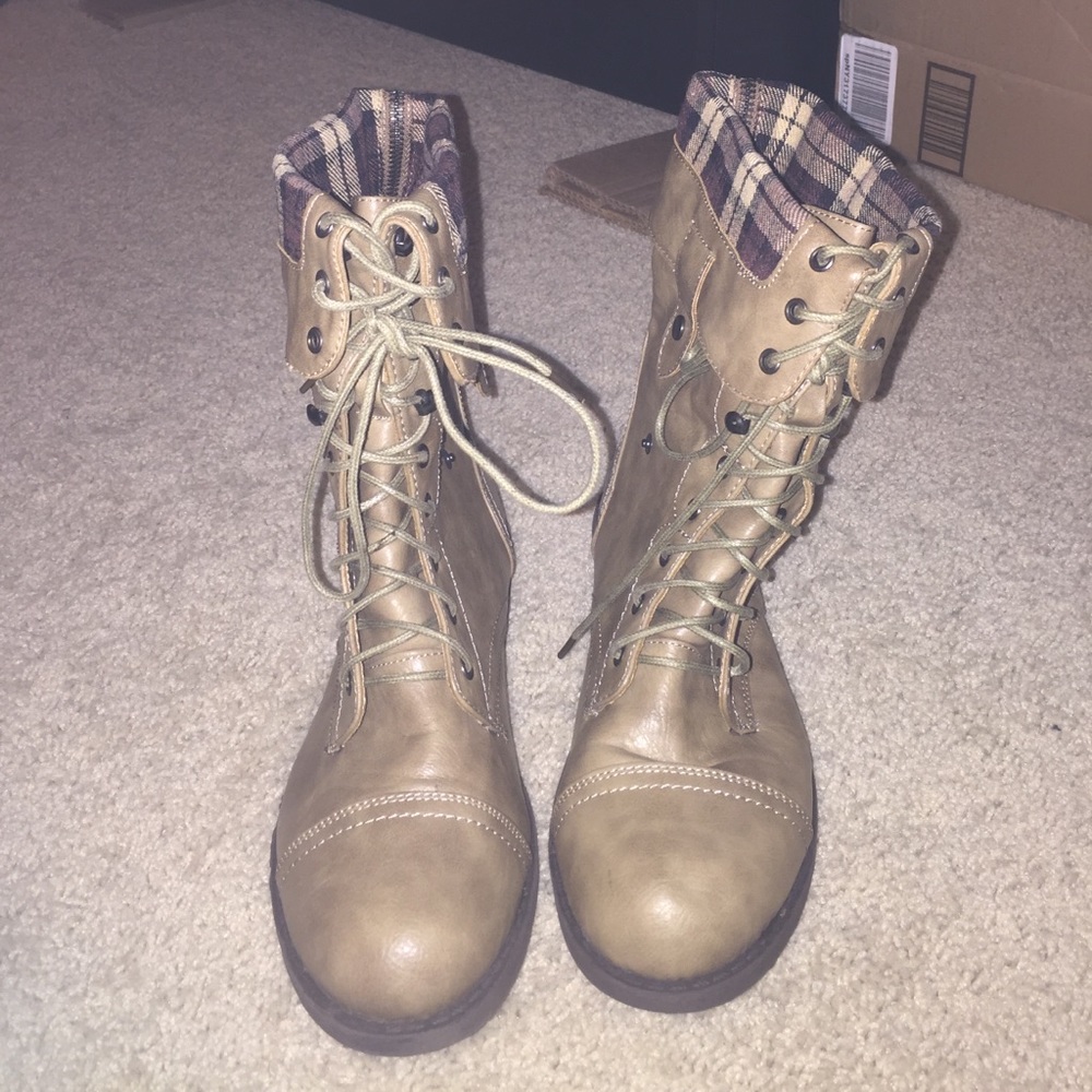 Fashion boots
