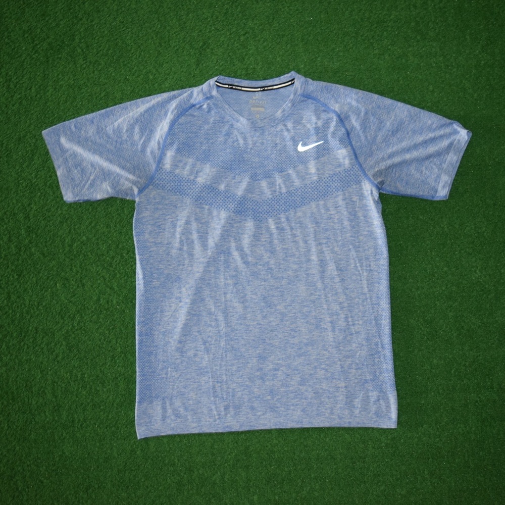 Nike Training Shirt Large