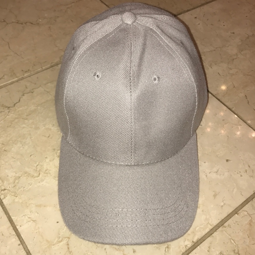 NWOT  Plain Gray  Baseball Cap / Hat  One Size