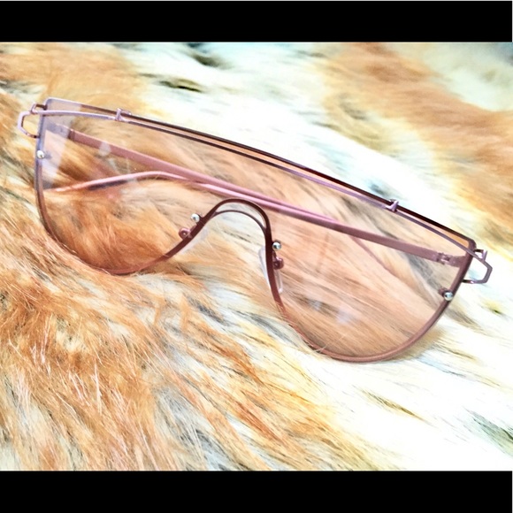 Sold out " Iris " Clear Pink Frames 💓 - Picture 5 of 6