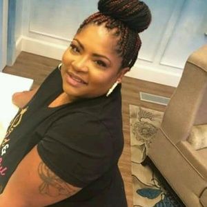 Meet your Posher, Shay