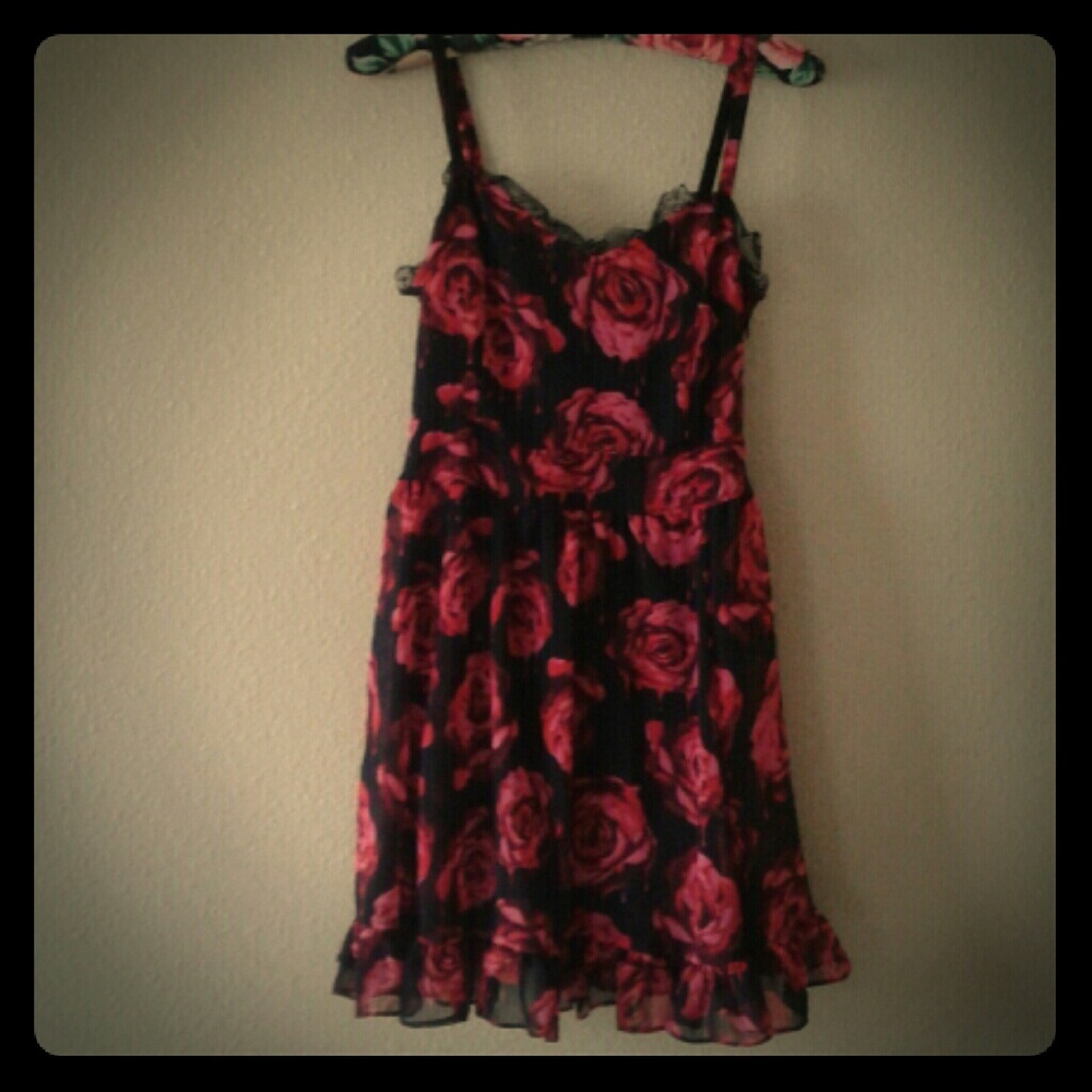 Vintage inspired rockabilly Short, rose dress