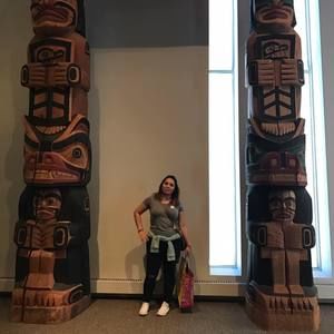 Meet your Posher, Ana