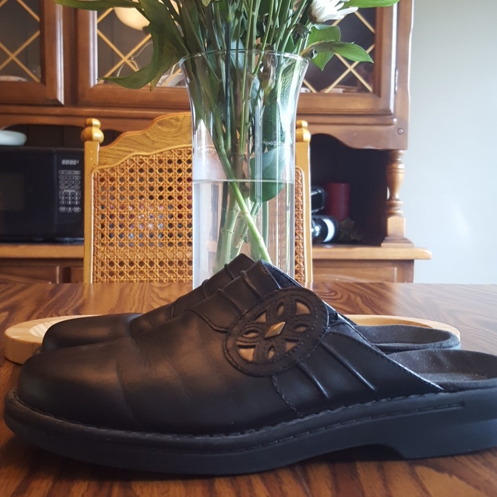 Clark's Clogs 10M Black Leather