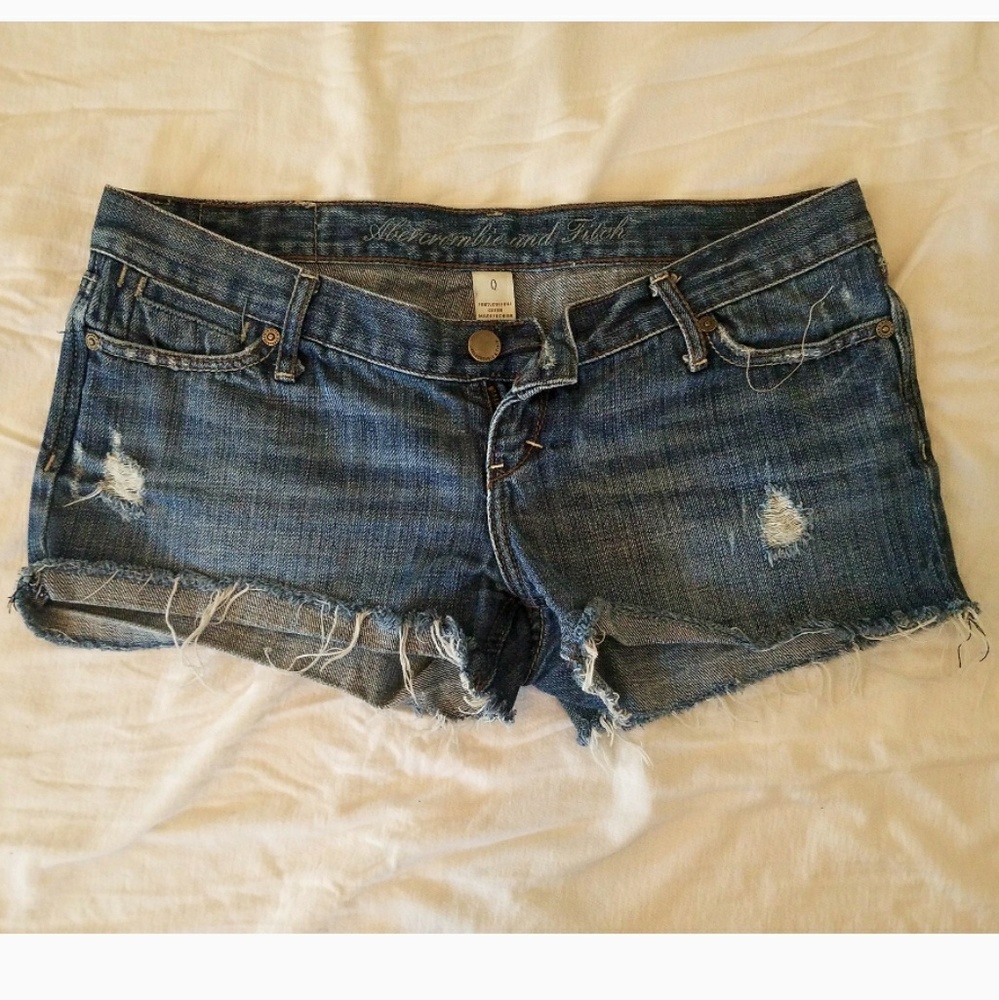 Abercrombie and Fitch Short Shorts