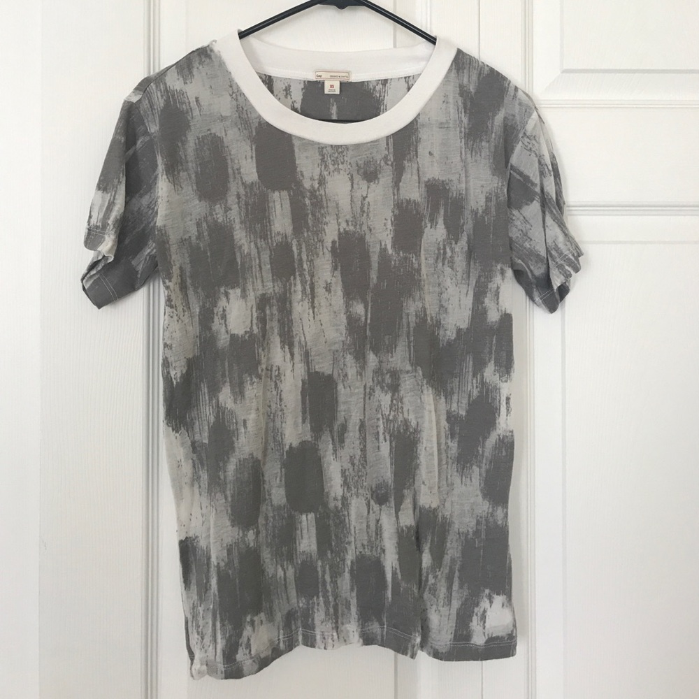 Sheer GAP grey patterned shirt