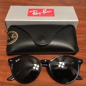 Brand New RayBan 2180